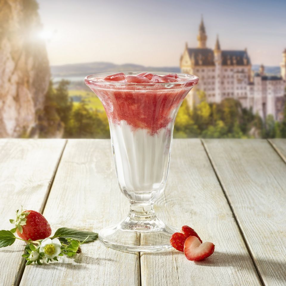 [20200206] 스타벅스 사진자료1_스타벅스 '러블리 딸기 라떼'.jpg