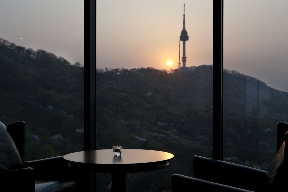 반얀트리 클럽 앤 스파 서울_문 바에서 ‘밸런타인데이 스페셜 프로모션' 선보여(1).jpg