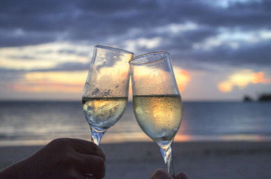 [이비스 앰배서더 서울 명동] 이른 무더위, 아이스 까바 세트로 시원하게 즐기자.jpg