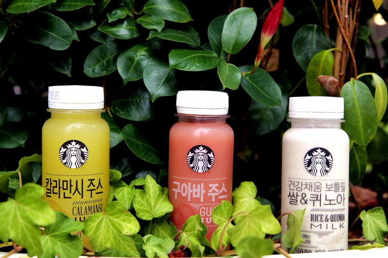 [20170803] 스타벅스 사진자료1_열대과일과 곡물로 만든 병음료 3종 출시.JPG