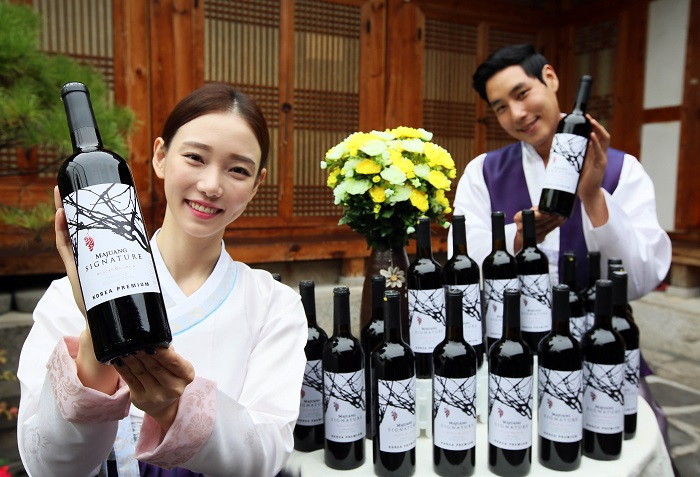 [롯데와인 보도사진] 마주앙 시그니처 코리아 프리미엄_1.JPG