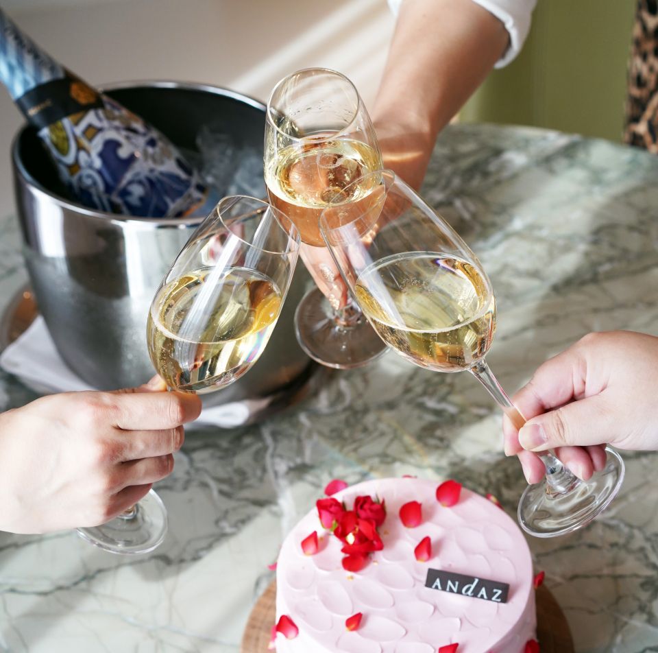 안다즈 서울 강남_버블 앤 바이츠 프로모션.jpg