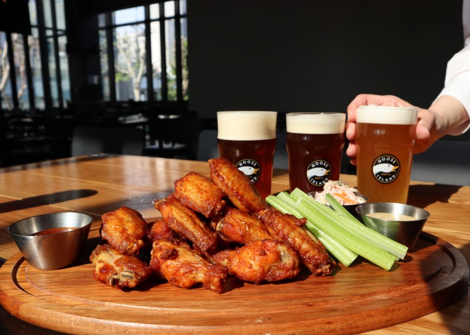 [이미지자료] 구스아일랜드 브루하우스 푸드 메뉴 및 하우스 맥주.jpg