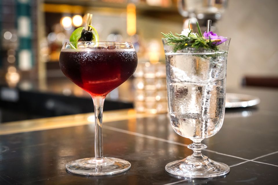 [호텔앤레스토랑] HR Dining_ 국내호텔 최초의 스피크이지 바_ 포시즌스 호텔 서울, 찰스 H.(Charles H.) - 블랙 펄과 미스 프리다.jpg