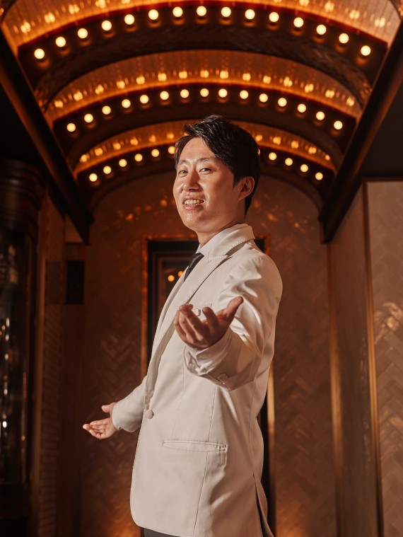 [포시즌스 호텔 서울] 찰스 H., 바텐더 이진우, 페트론 ‘2017 퍼펙셔니스트’에서 국내 우승 차지 1.jpg