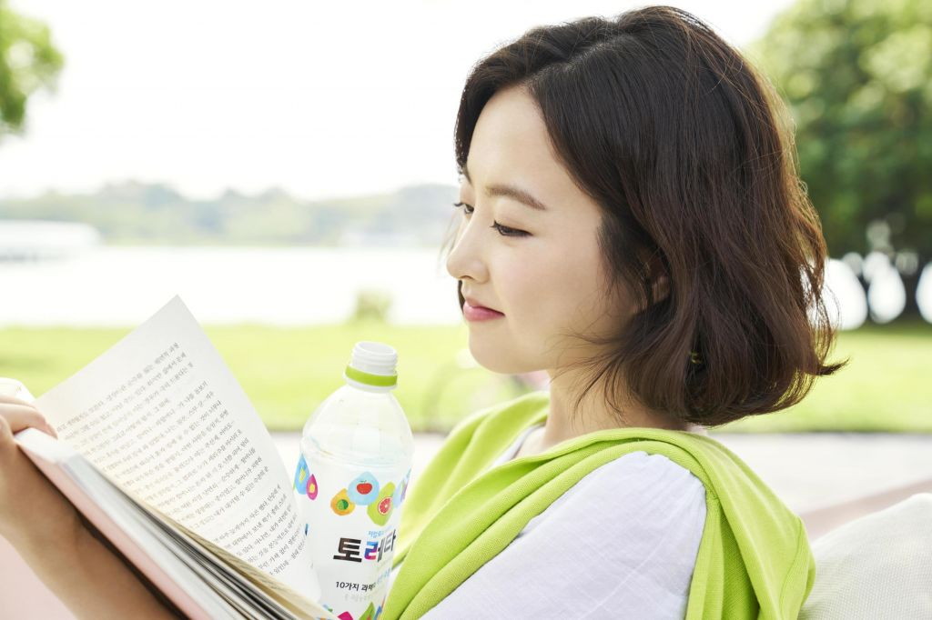 박보영의 일상 속 힐링 담은 광고현장2.jpg