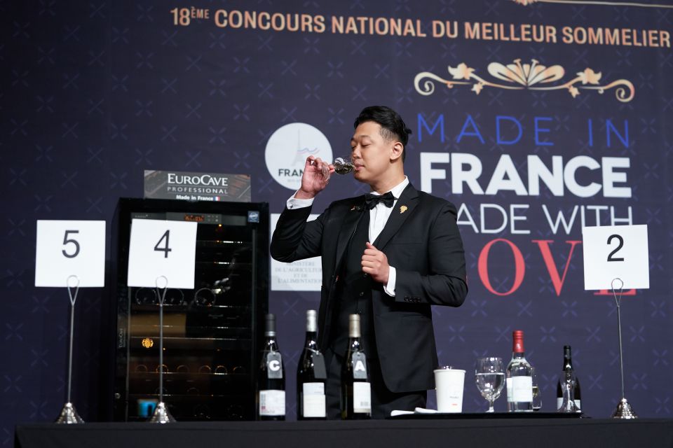 2019 제18회 한국소믈리에대회 결선- 최종 우승 파크 하얏트 부산 박민욱 소믈리에(2).jpg