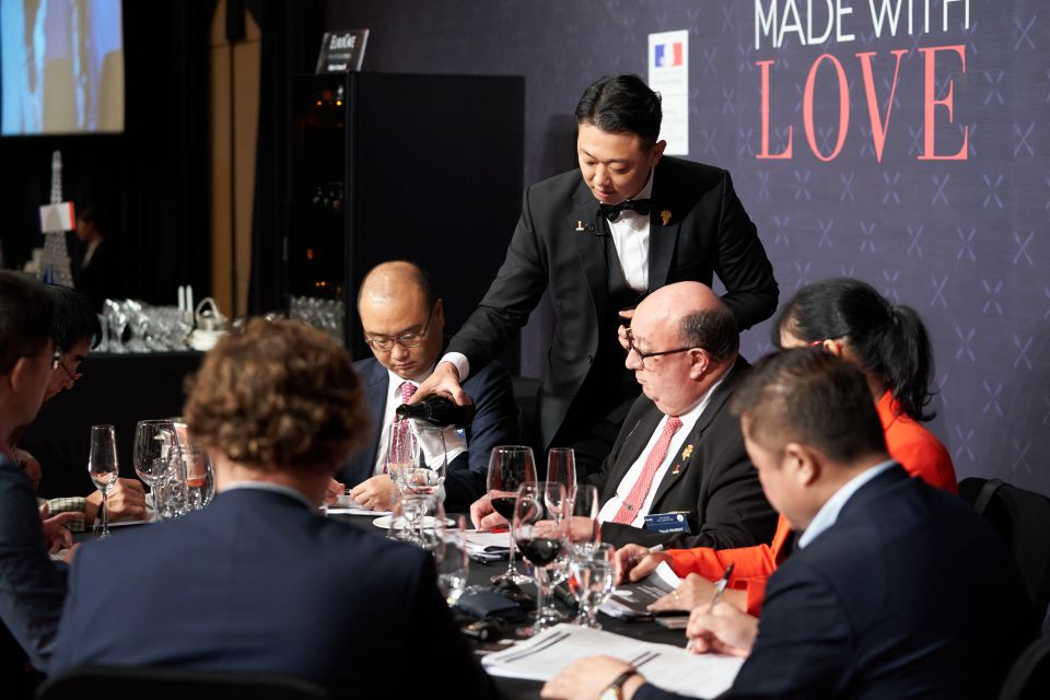 2019 제18회 한국소믈리에대회 결선- 최종 우승 파크 하얏트 부산 박민욱 소믈리에(3).jpg