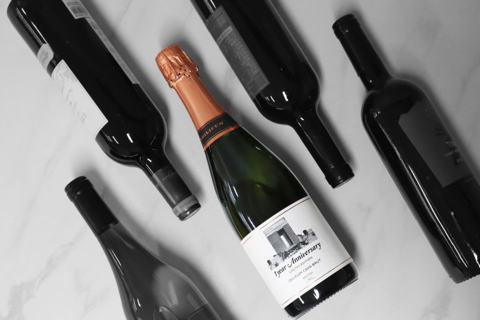 [사진자료][노보텔 앰배서더 동대문] 1주년 기념 와인.jpg