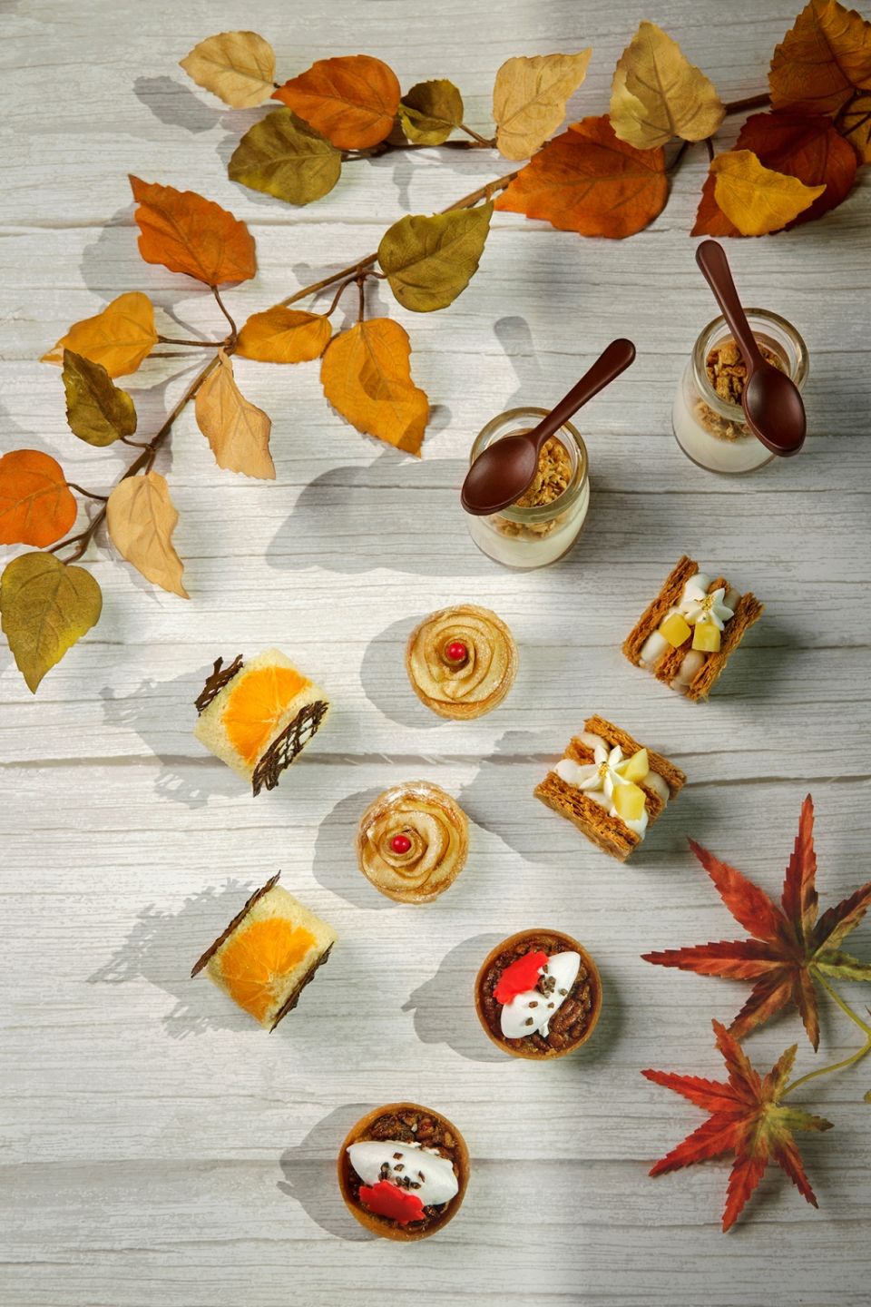 Park-Hyatt-Busan-Lounge-Autumn-Afternoon-Tea-Set-2020 (1).jpg