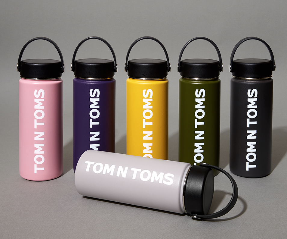 [사진] 탐앤탐스, 20주년 겨울시즌 MD ‘와이드 텀블러’ 6종 출시.png