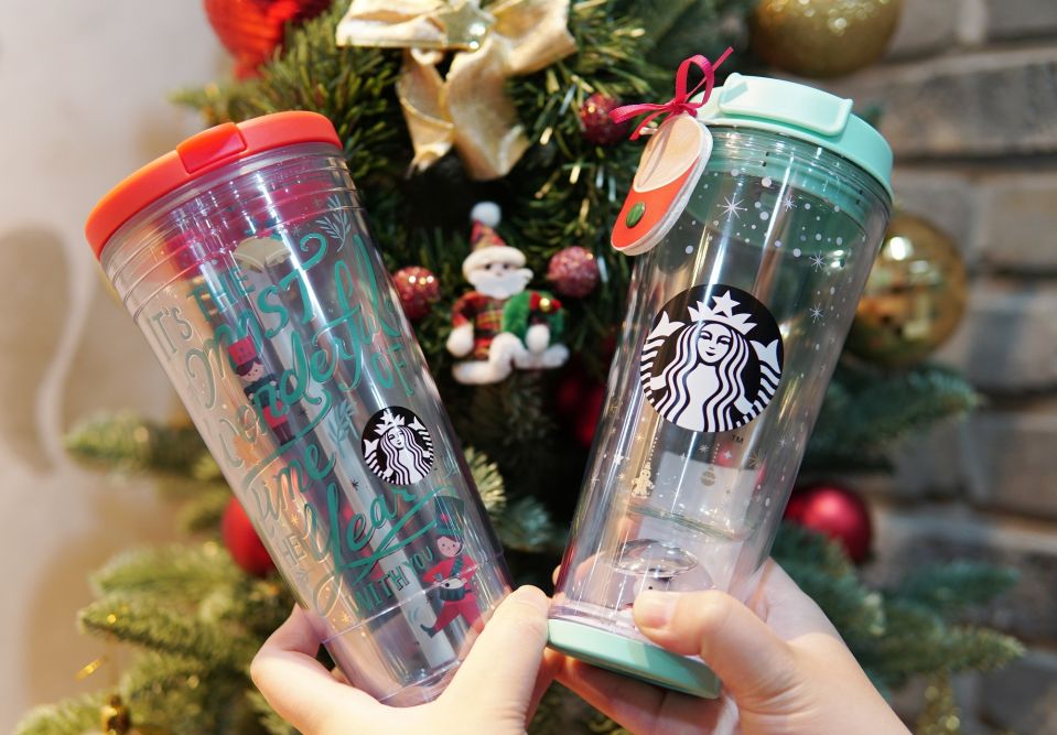 [20191210] 스타벅스 사진자료2_스타벅스 산타 바리스타가 지역사회에 따뜻한 사랑을 전합니다.jpg