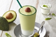 스타벅스, ‘아보카도 블렌디드’ 인기로 판매 기간 연장 결정