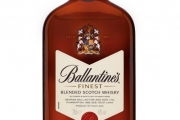 야외 활동의 낭만과 감성을 배가시켜줄 ‘발렌타인 파이니스트(Ballantine’s Finest) 200ml 소용량’