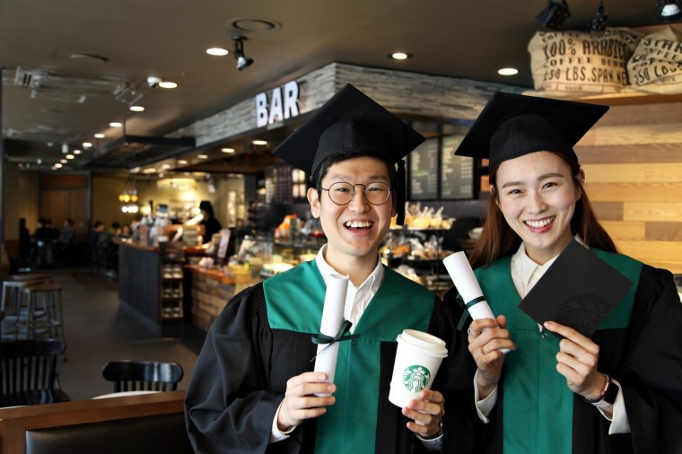 [20180725] 스타벅스 사진자료1_임직원 학사학위 취득지원 프로그램.JPG